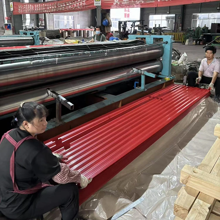 Techos de metal corrugado recubiertos de color